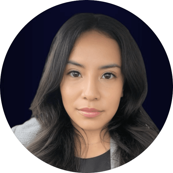 Sara <br /> Arias